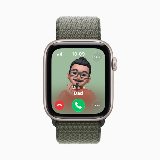 Apple Watch SE 3 phone calls for kids