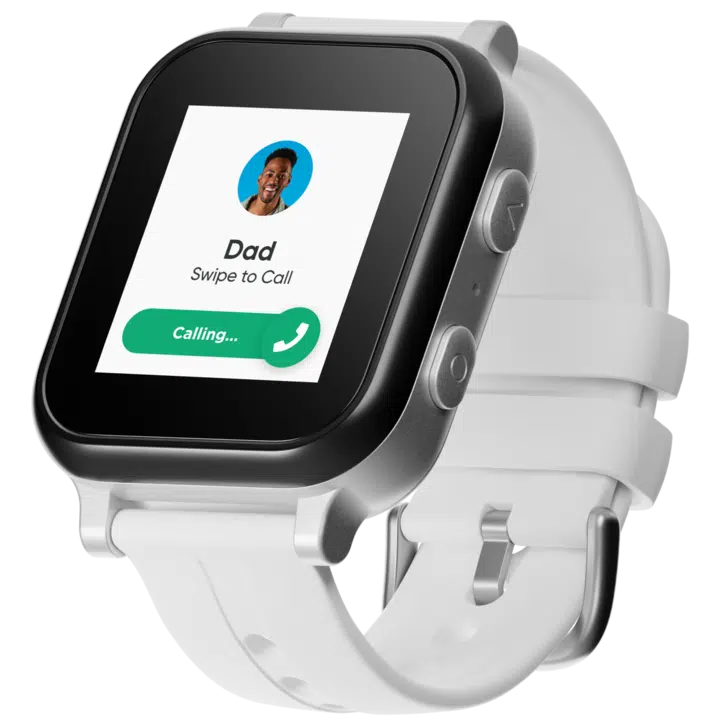 Gabb Watch 3e showing incoming call screen